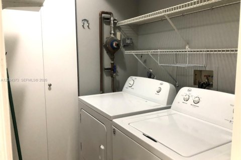Appartement à louer à Coral Springs, Floride: 3 chambres, 108.32 m2 № 2070361 - photo 10