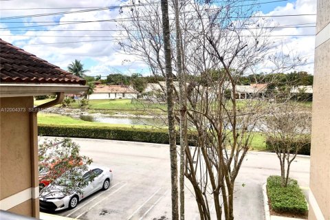 Appartement à louer à Coral Springs, Floride: 3 chambres, 108.32 m2 № 2070361 - photo 19