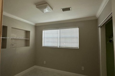 Купить виллу или дом в Холливуд, Флорида 3 спальни, 134.71м2, № 2036223 - фото 23