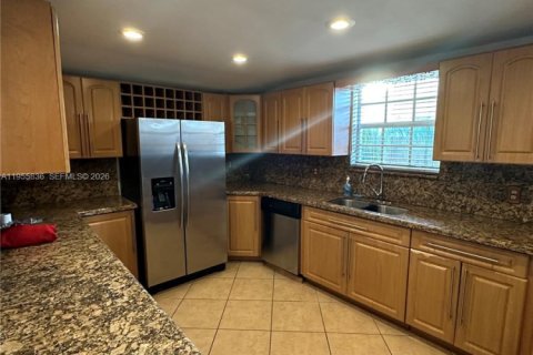 Купить виллу или дом в Холливуд, Флорида 3 спальни, 134.71м2, № 2036223 - фото 19