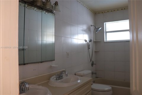 Купить виллу или дом в Холливуд, Флорида 3 спальни, 134.71м2, № 2036223 - фото 13