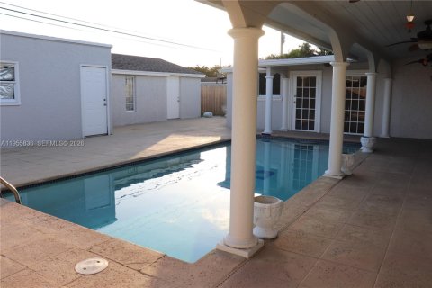 Купить виллу или дом в Холливуд, Флорида 3 спальни, 134.71м2, № 2036223 - фото 8