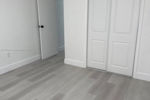 Купить кондоминиум в Хайалиа, Флорида 2 спальни, 77.02м2, № 1891240 - фото 11