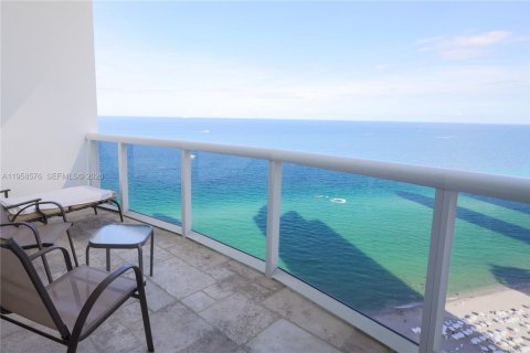 Apartment in Sunny Isles Beach, Florida 2 bedrooms, 123 sq.m. № 2024751