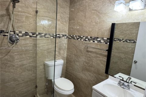 Condo in Miami, Florida, 3 bedrooms № 1926831 - photo 10