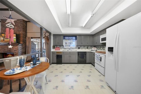 Купить виллу или дом в Ваучула, Флорида 10 комнат, 251.77м2, № 1568181 - фото 9