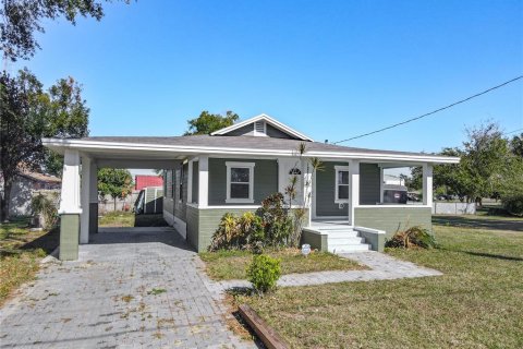 Casa en venta en Lakeland, Florida, 4 dormitorios, 119.94 m2 № 2195711 - foto 3