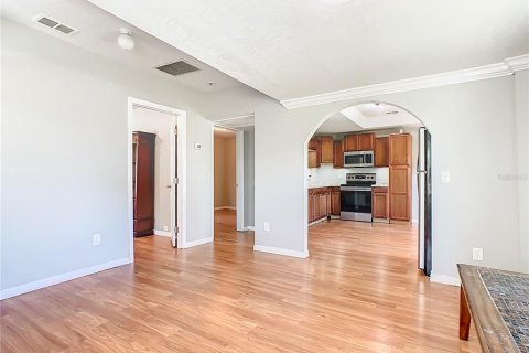 Casa en venta en Lakeland, Florida, 4 dormitorios, 119.94 m2 № 2195711 - foto 8