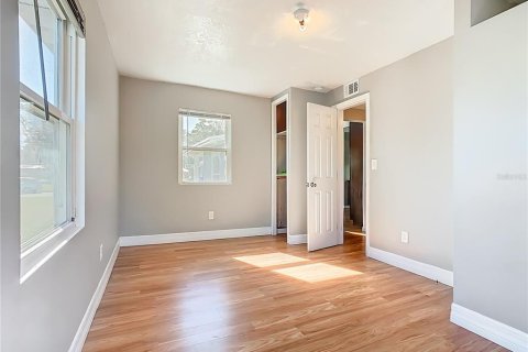 Casa en venta en Lakeland, Florida, 4 dormitorios, 119.94 m2 № 2195711 - foto 19