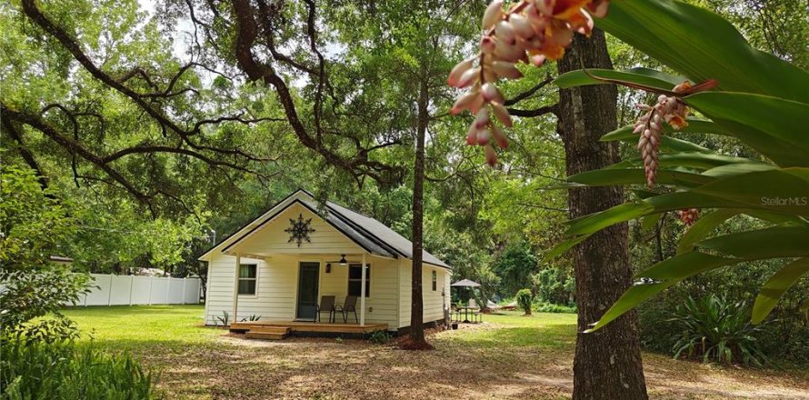 House in Brooksville, Florida 2 bedrooms, 57.97 sq.m. № 1761360