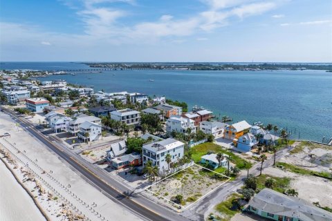 Terreno en venta en Bradenton Beach, Florida № 1901494 - foto 8