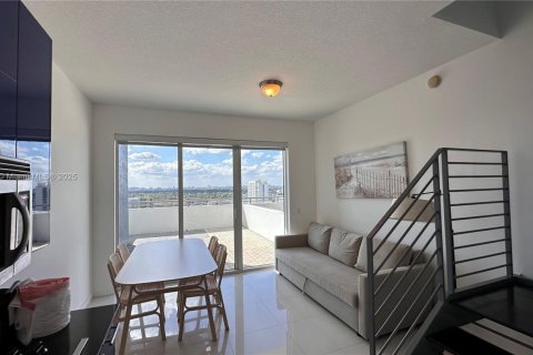 Condominio en venta en Miami, Florida, 1 dormitorio, 58.62 m2 № 1928332 - foto 9