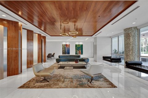 Condominio en alquiler en Miami Beach, Florida, 2 dormitorios, 117.99 m2 № 1951951 - foto 25