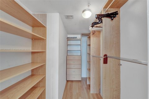 Condominio en alquiler en Miami Beach, Florida, 2 dormitorios, 117.99 m2 № 1951951 - foto 8