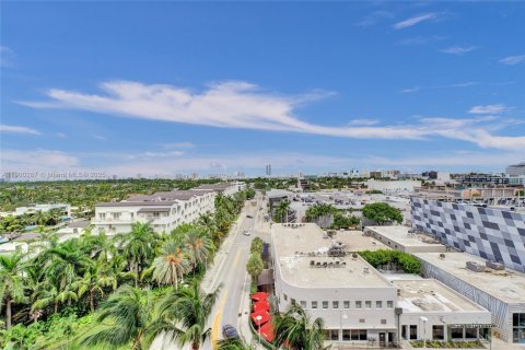 Condominio en alquiler en Miami Beach, Florida, 2 dormitorios, 117.99 m2 № 1951951 - foto 16