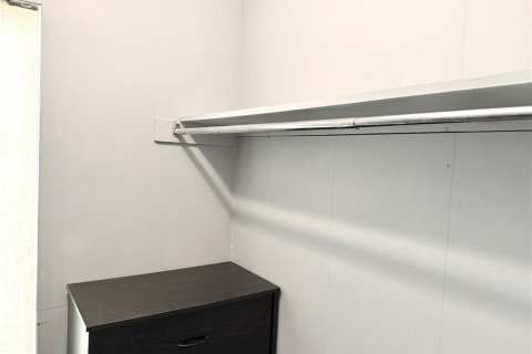 Купить виллу или дом в Брейдентон, Флорида 6 комнат, 77.67м2, № 2114609 - фото 14