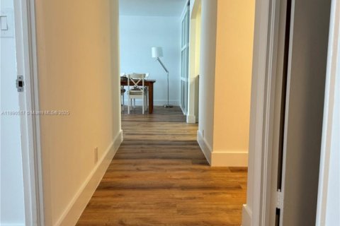 Copropriété à louer à Key Biscayne, Floride: 2 chambres, 124.02 m2 № 1946495 - photo 6
