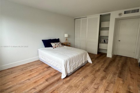 Copropriété à louer à Key Biscayne, Floride: 2 chambres, 124.02 m2 № 1946495 - photo 13