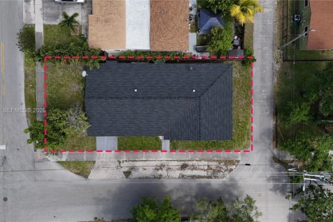 Villa ou maison à vendre à Hollywood, Floride: 3 chambres, 157 m2 № 2069914 - photo 7