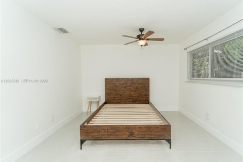 Villa ou maison à vendre à Hollywood, Floride: 3 chambres, 157 m2 № 2069914 - photo 14