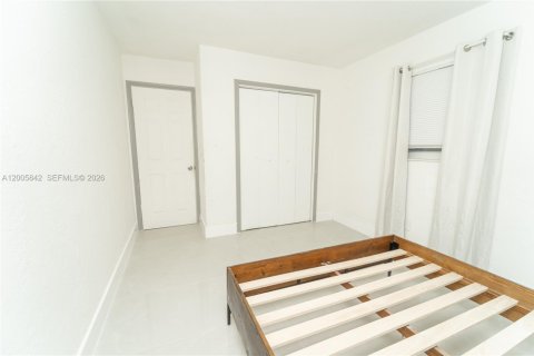 Villa ou maison à vendre à Hollywood, Floride: 3 chambres, 157 m2 № 2069914 - photo 22