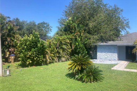 House in Kissimmee, Florida 3 bedrooms, 128.21 sq.m. № 1876606 - photo 28