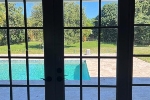 House in Plantation, Florida 3 bedrooms, 193.52 sq.m. № 1997533 - photo 6