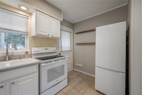 Casa en alquiler en Tampa, Florida, 2 dormitorios, 68.38 m2 № 1909985 - foto 12