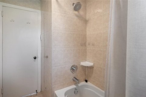 Casa en alquiler en Tampa, Florida, 2 dormitorios, 68.38 m2 № 1909985 - foto 17