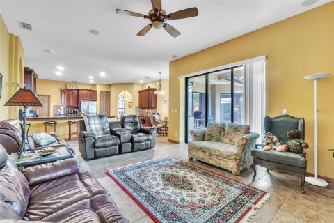 Casa en venta en Apopka, Florida, 4 dormitorios, 238.29 m2 № 1902011 - foto 29