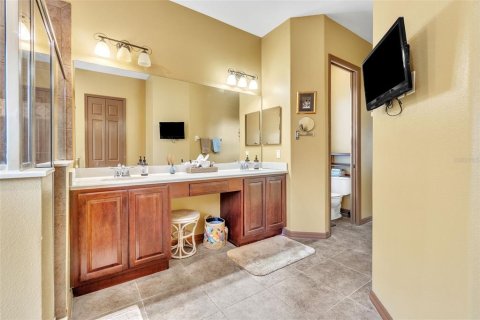 Casa en venta en Apopka, Florida, 4 dormitorios, 238.29 m2 № 1902011 - foto 5