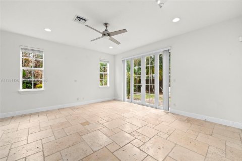 Adosado en venta en Fort Lauderdale, Florida, 3 dormitorios, 261.06 m2 № 2062658 - foto 4