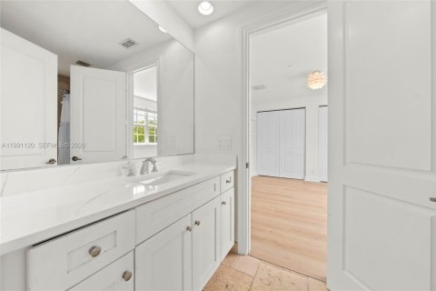 Adosado en venta en Fort Lauderdale, Florida, 3 dormitorios, 261.06 m2 № 2062658 - foto 25