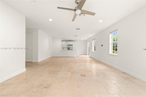 Adosado en venta en Fort Lauderdale, Florida, 3 dormitorios, 261.06 m2 № 2062658 - foto 12