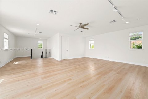 Adosado en venta en Fort Lauderdale, Florida, 3 dormitorios, 261.06 m2 № 2062658 - foto 29