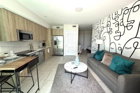 Condominio en venta en Miami, Florida, 44.5 m2 № 2013394 - foto 7