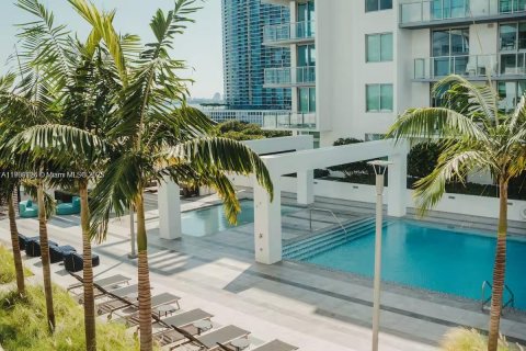 Condominio en venta en Miami, Florida, 44.5 m2 № 2013394 - foto 28