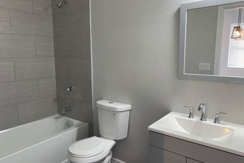 Appartement à louer à Englewood, Floride: 2 chambres, 87.42 m2 № 2385666 - photo 12