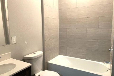 Appartement à louer à Englewood, Floride: 2 chambres, 87.42 m2 № 2385666 - photo 10