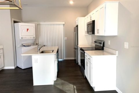 Appartement à louer à Englewood, Floride: 2 chambres, 87.42 m2 № 2385666 - photo 5