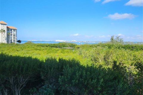 Condominio en venta en Saint Petersburg, Florida, 2 dormitorios, 165.83 m2 № 1538868 - foto 25