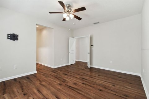 Adosado en venta en Tampa, Florida, 3 dormitorios, 170.94 m2 № 1827397 - foto 5