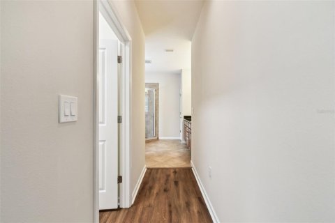 Adosado en venta en Tampa, Florida, 3 dormitorios, 170.94 m2 № 1827397 - foto 23