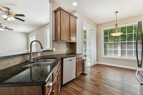 Adosado en venta en Tampa, Florida, 3 dormitorios, 170.94 m2 № 1827397 - foto 18