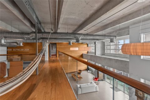 Condo in Miami, Florida, 2 bedrooms № 2025887 - photo 28