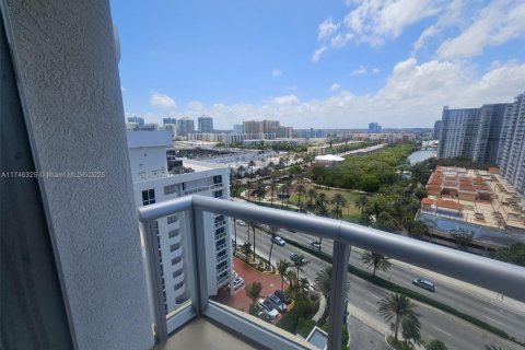 Copropriété à vendre à Sunny Isles Beach, Floride: 2 chambres, 84.36 m2 № 1959714 - photo 5