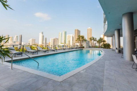 Apartment in CANVAS CONDO in Palm Beach, Florida 1 bedroom, 70 sq.m. № 32659 - photo 1