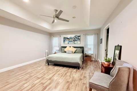 Townhouse in Palm Beach Gardens, Florida 3 bedrooms, 164.81 sq.m. № 2399982 - photo 24