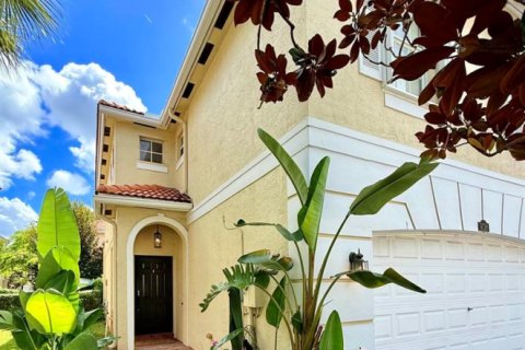 Townhouse in Palm Beach Gardens, Florida 3 bedrooms, 164.81 sq.m. № 2399982 - photo 6