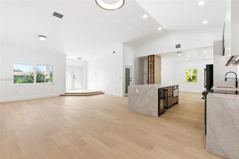Casa en venta en South Miami, Florida, 4 dormitorios, 214.14 m2 № 2404115 - foto 6